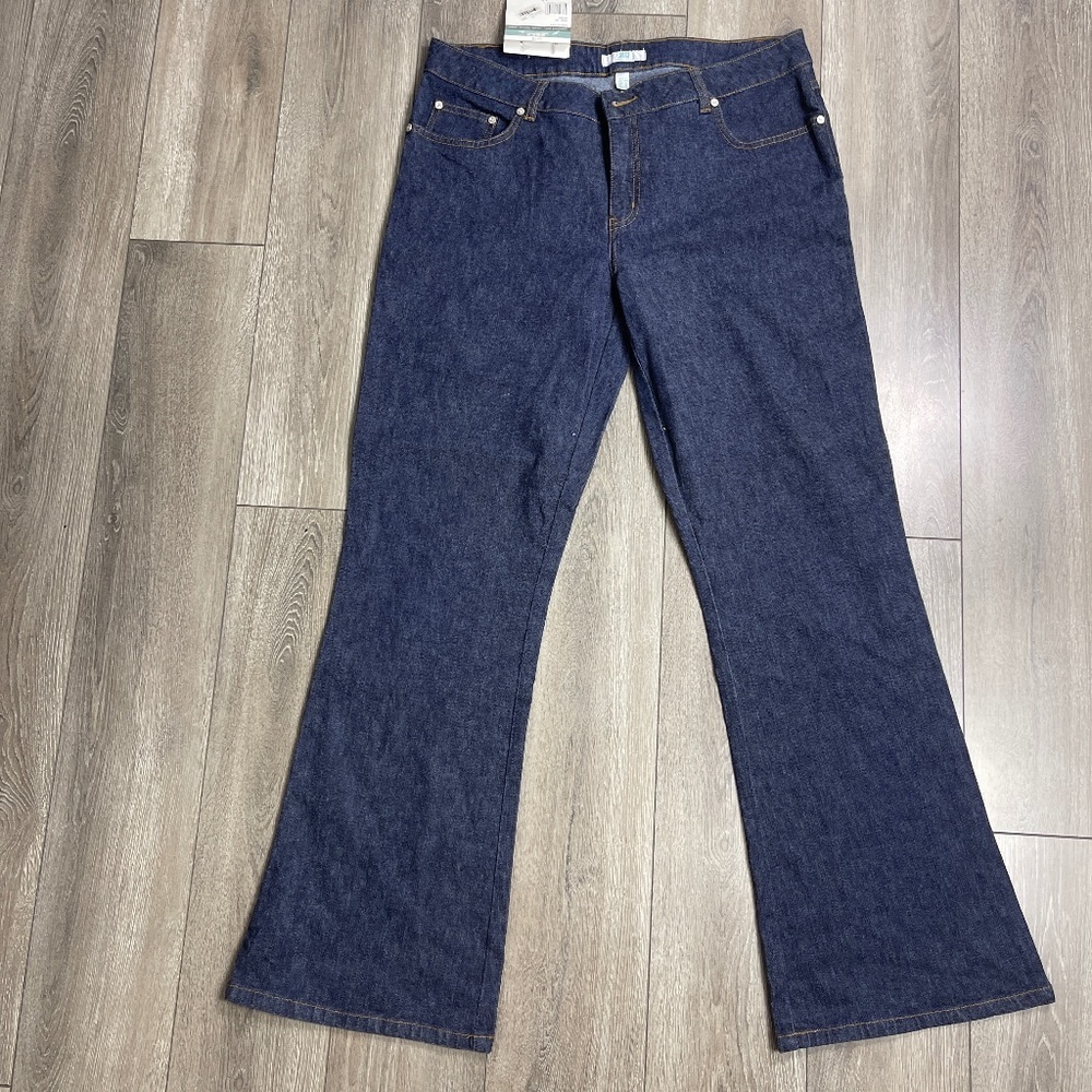 JLo by Jennifer Lopez low rise boot cut stretch